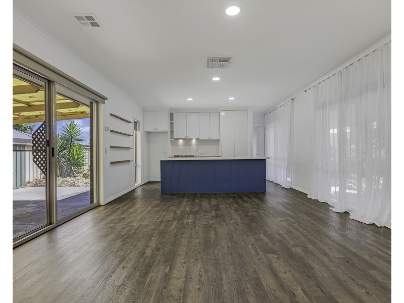 24 Kooyong Court, Echuca VIC 3564