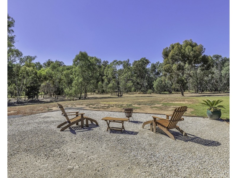 7 Ainsley Court, Echuca VIC 3564