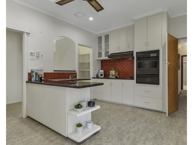 8 Premier Street, Echuca VIC 3564