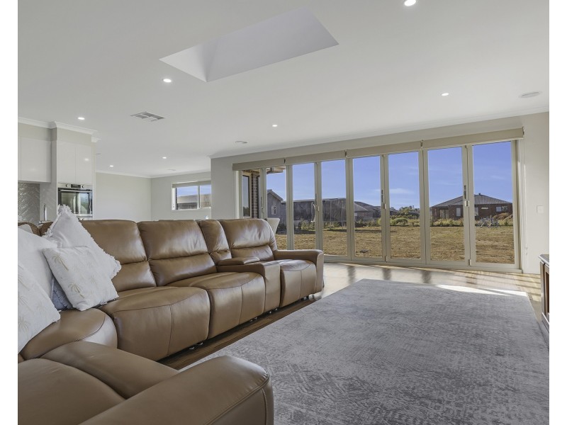 25 Wild Oat Drive, Echuca VIC 3564
