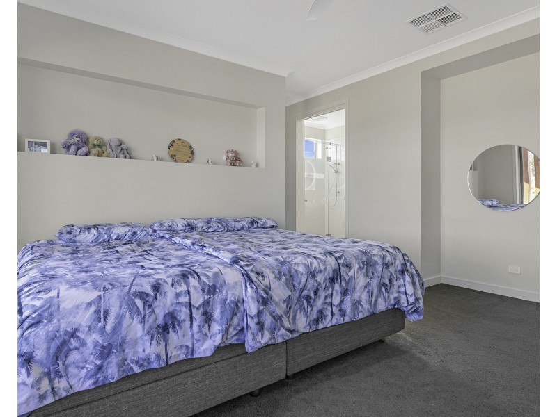 25 Wild Oat Drive, Echuca VIC 3564