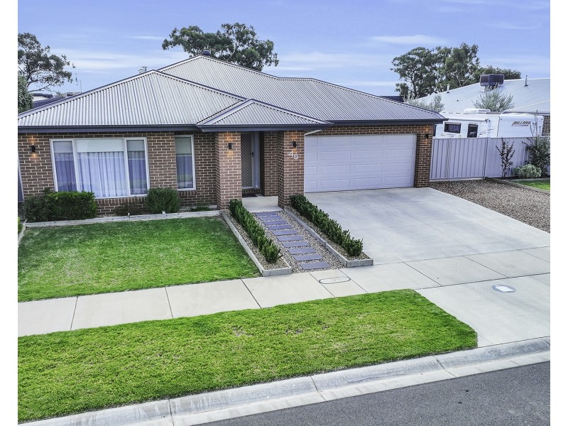 45 Marsanne Drive, Moama NSW 2731