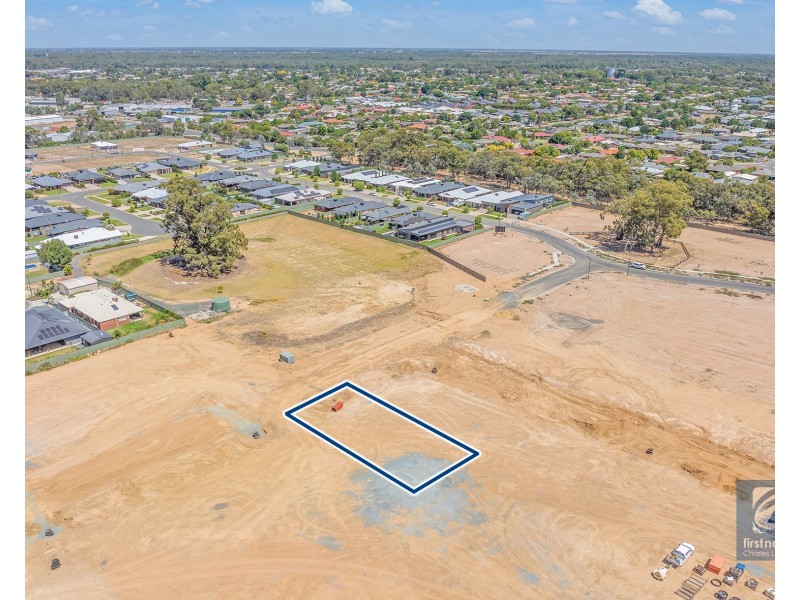 213/11 Maidens Green, 11 Emerald Avenue, Moama NSW 2731