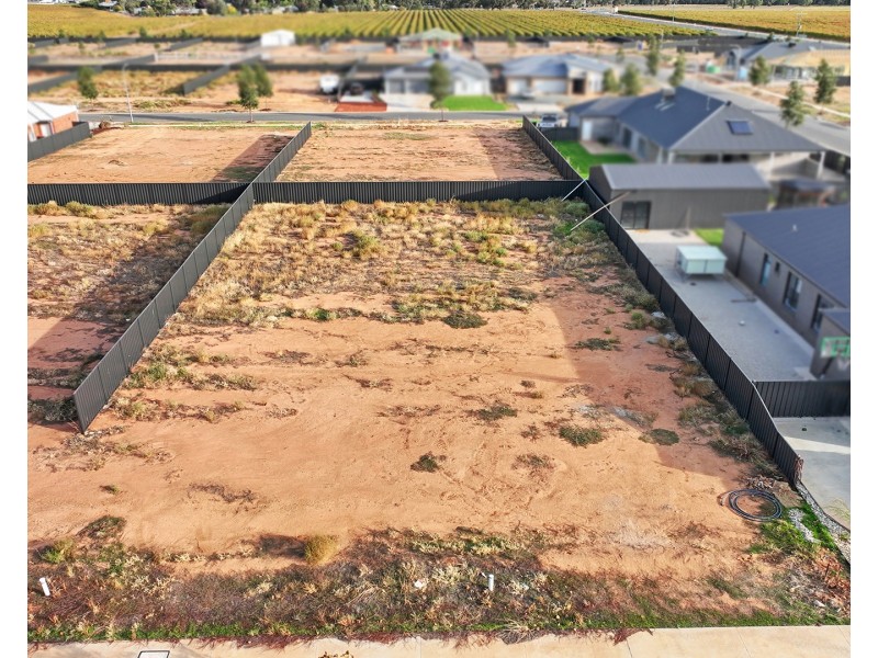 6 The Range Boulevard, Moama NSW 2731