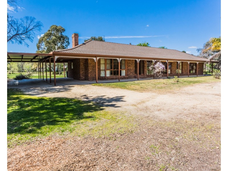 17 Maidensmith Drive, Moama NSW 2731