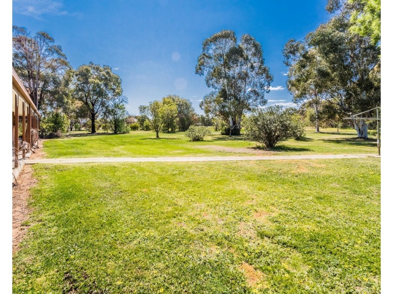 17 Maidensmith Drive, Moama NSW 2731