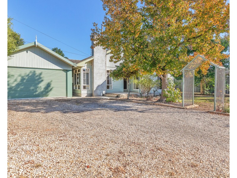 51 Hovell Street, Echuca VIC 3564