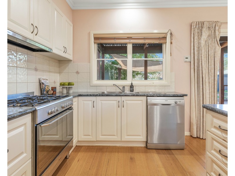 51 Hovell Street, Echuca VIC 3564
