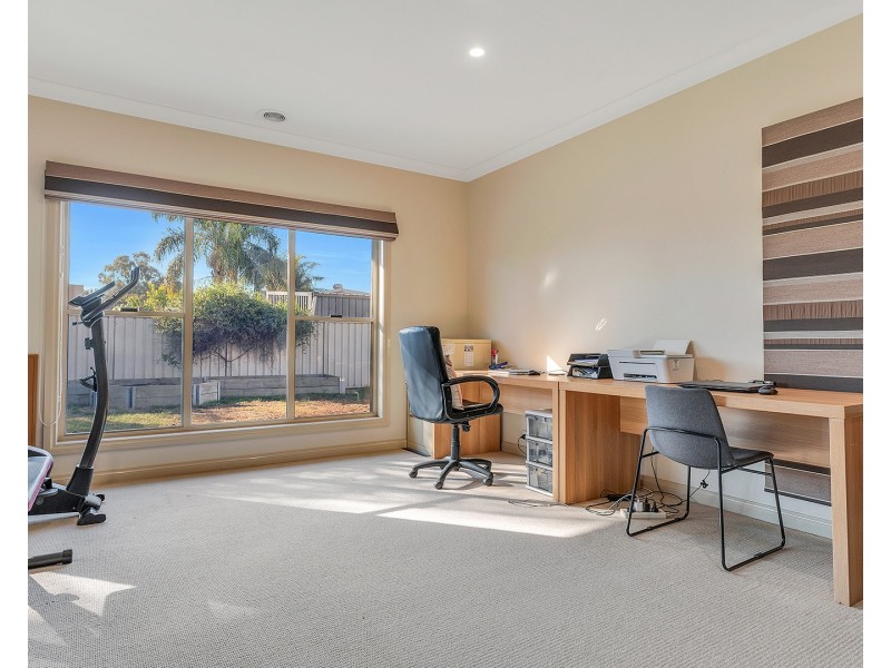 4 Marv Court, Echuca VIC 3564