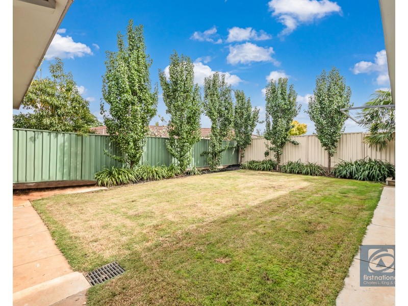 65 Campaspe Esplanade, Echuca VIC 3564