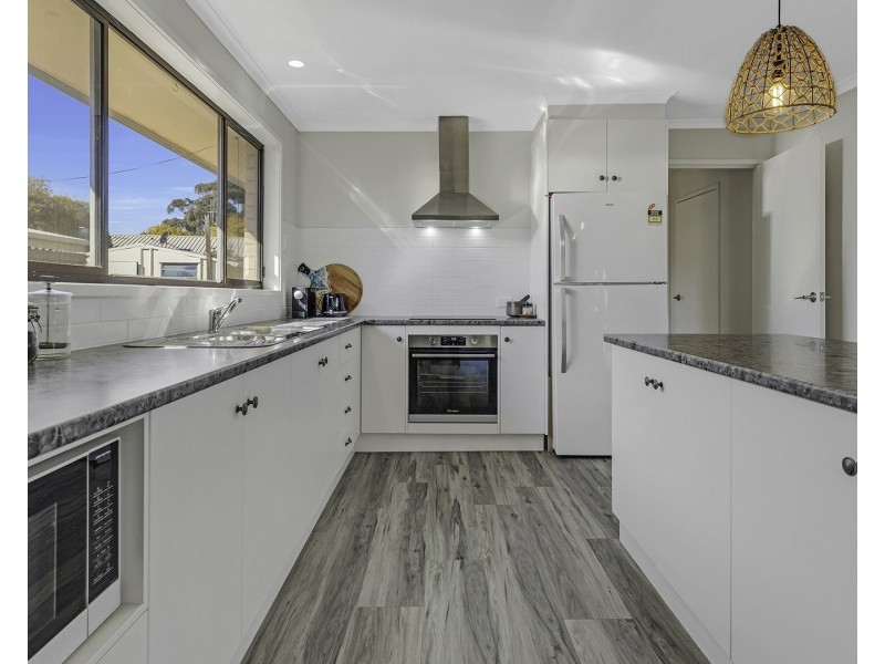 1 Lawson Drive, Moama NSW 2731