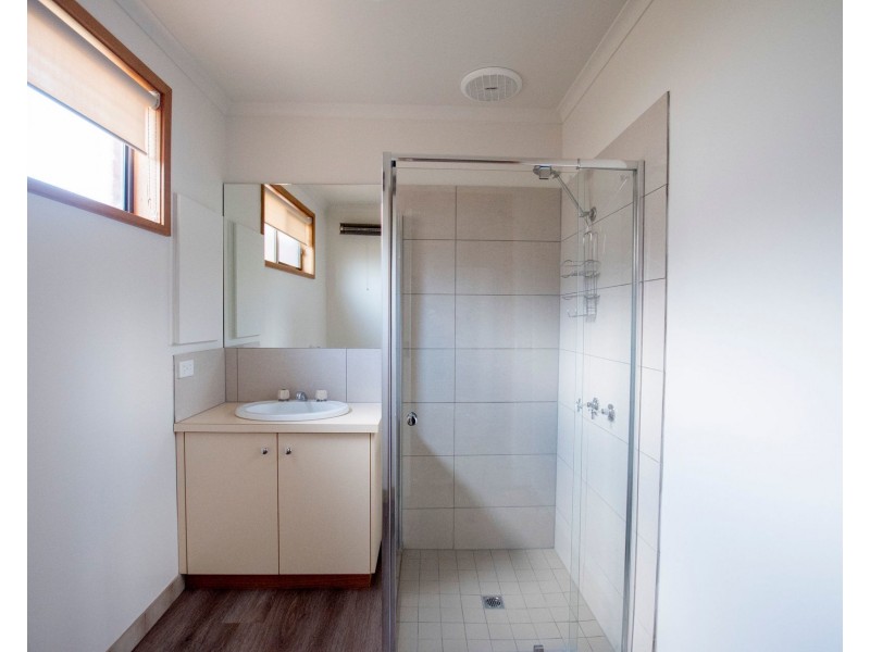 1/30 Premier Street, Echuca VIC 3564