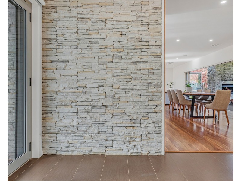 11 Hollara Drive, Moama NSW 2731