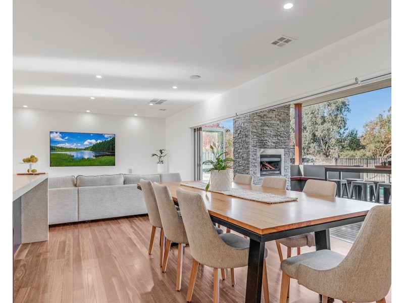 11 Hollara Drive, Moama NSW 2731