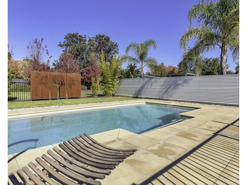 11 Hollara Drive, Moama NSW 2731