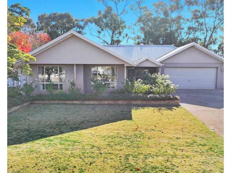 45 Glencoe Boulevard, Moama NSW 2731