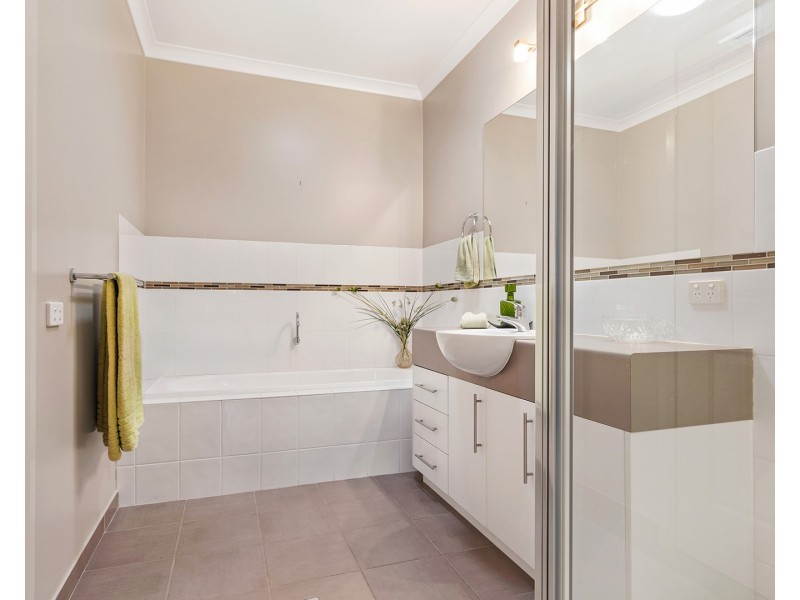 45 Glencoe Boulevard, Moama NSW 2731