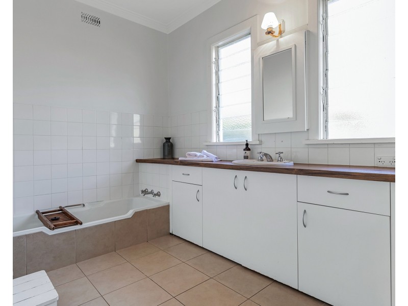 233  Eyre Street, Echuca VIC 3564