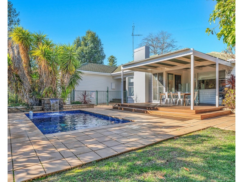 233  Eyre Street, Echuca VIC 3564