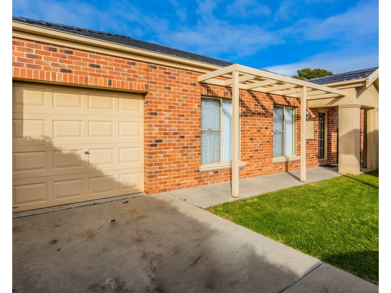 4/3 Minor Street, Echuca VIC 3564