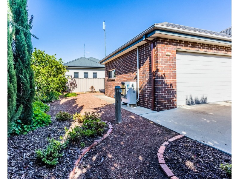 11 Collier Street, Echuca VIC 3564
