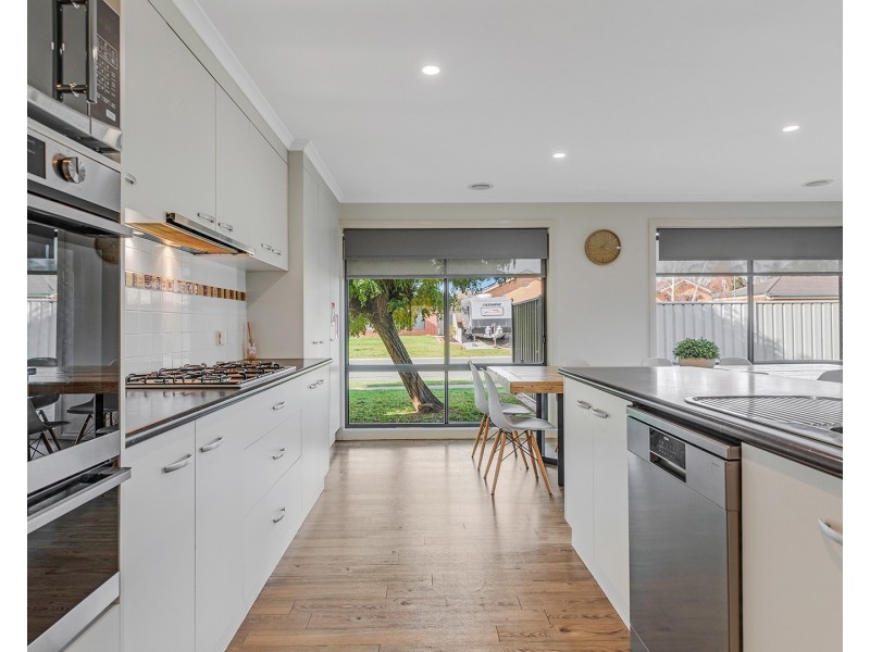 1 Aberdeen Way, Moama NSW 2731