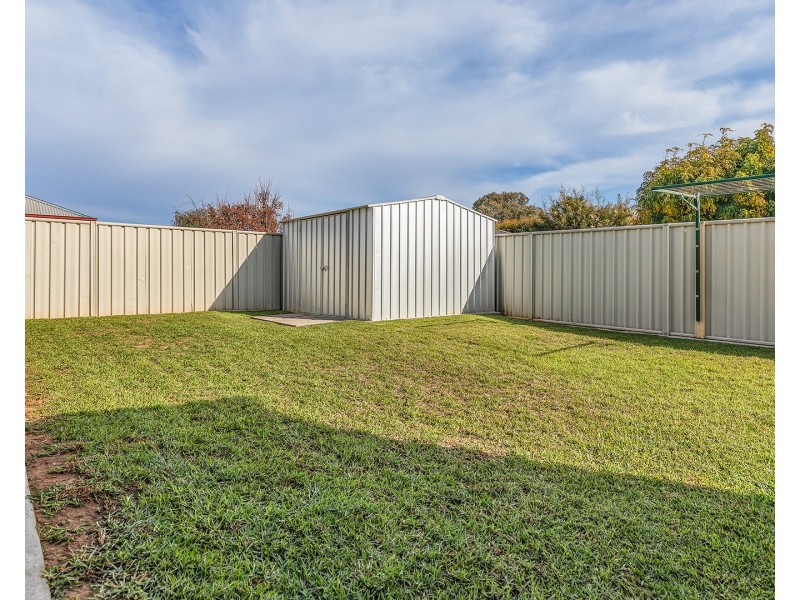 1 Aberdeen Way, Moama NSW 2731