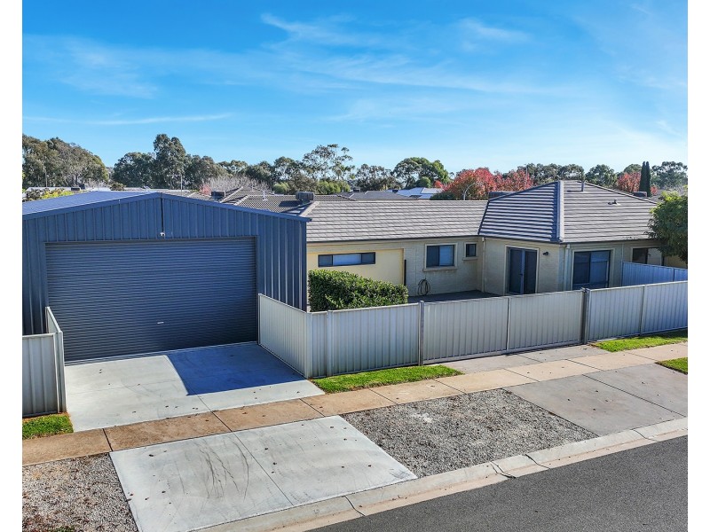 1 Aberdeen Way, Moama NSW 2731