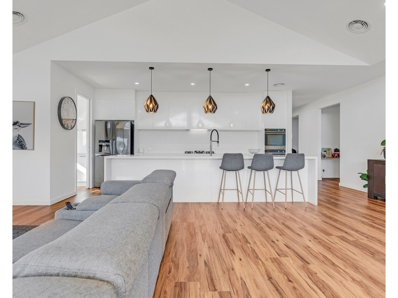 20 Winbi Avenue, Moama NSW 2731