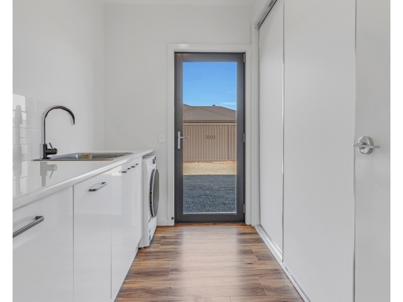 20 Winbi Avenue, Moama NSW 2731