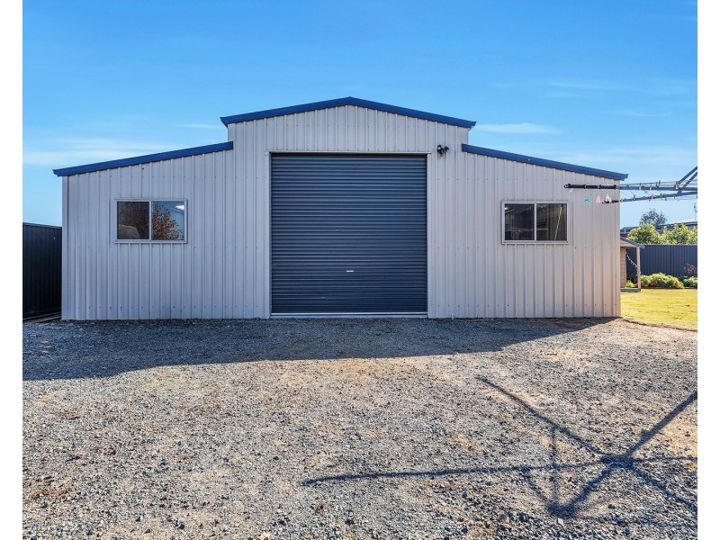 20 Winbi Avenue, Moama NSW 2731