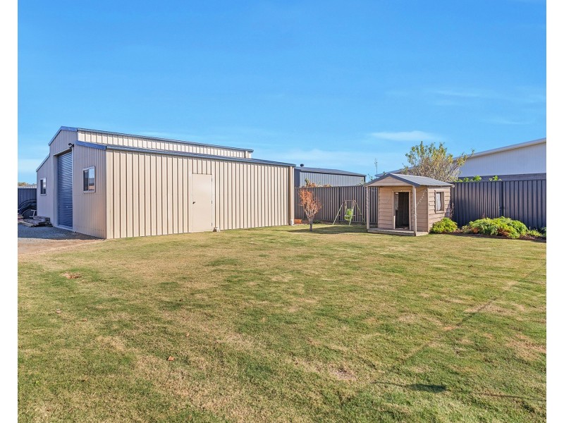 20 Winbi Avenue, Moama NSW 2731