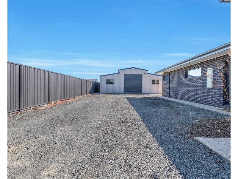 20 Winbi Avenue, Moama NSW 2731