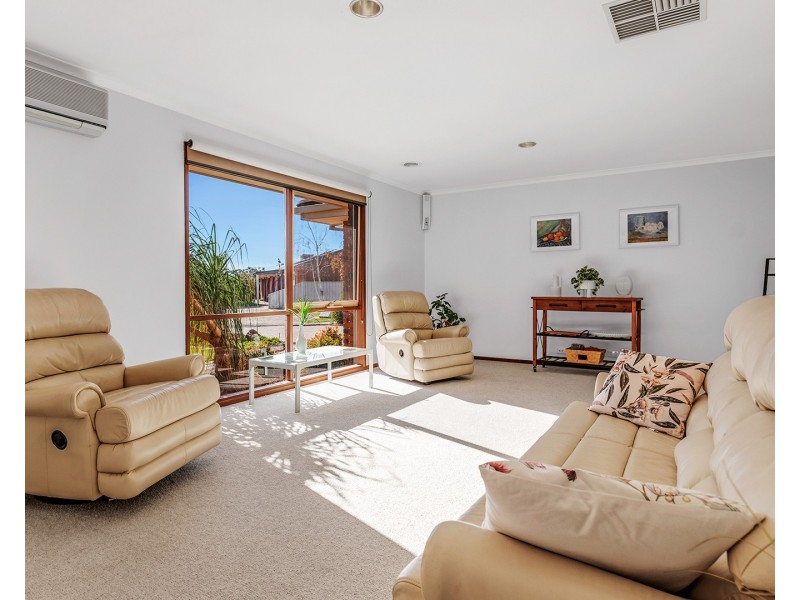 13 Kooyong Court, Echuca VIC 3564