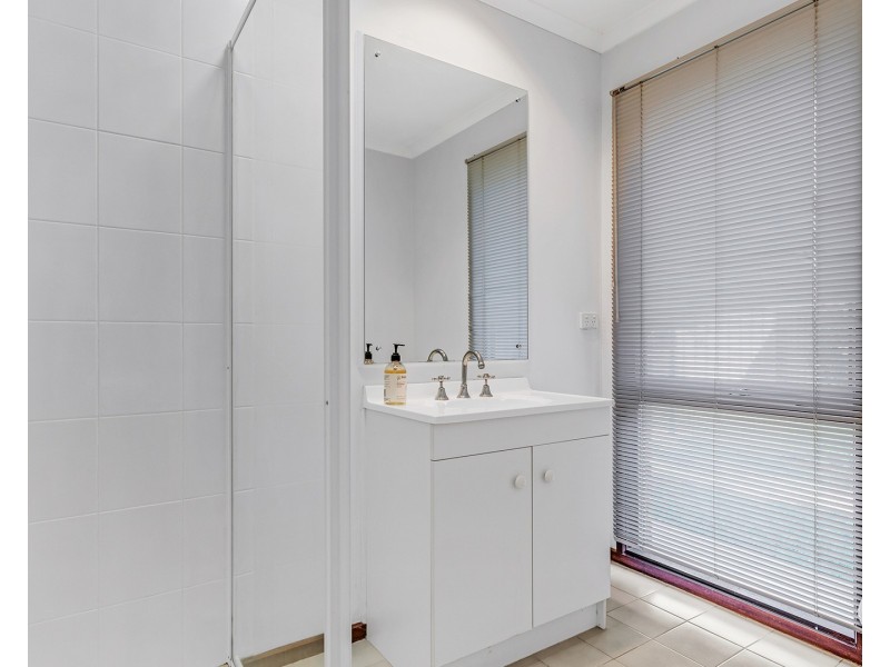 13 Kooyong Court, Echuca VIC 3564