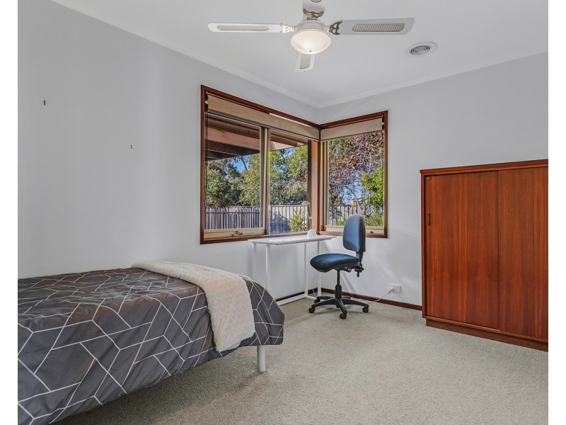 13 Kooyong Court, Echuca VIC 3564