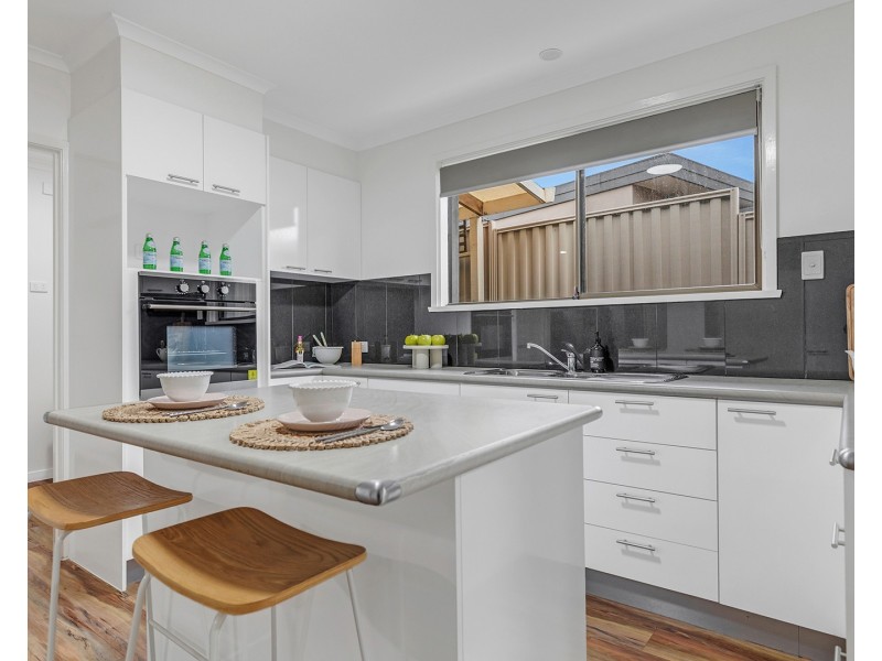 65  Campaspe Esplanade, Echuca VIC 3564