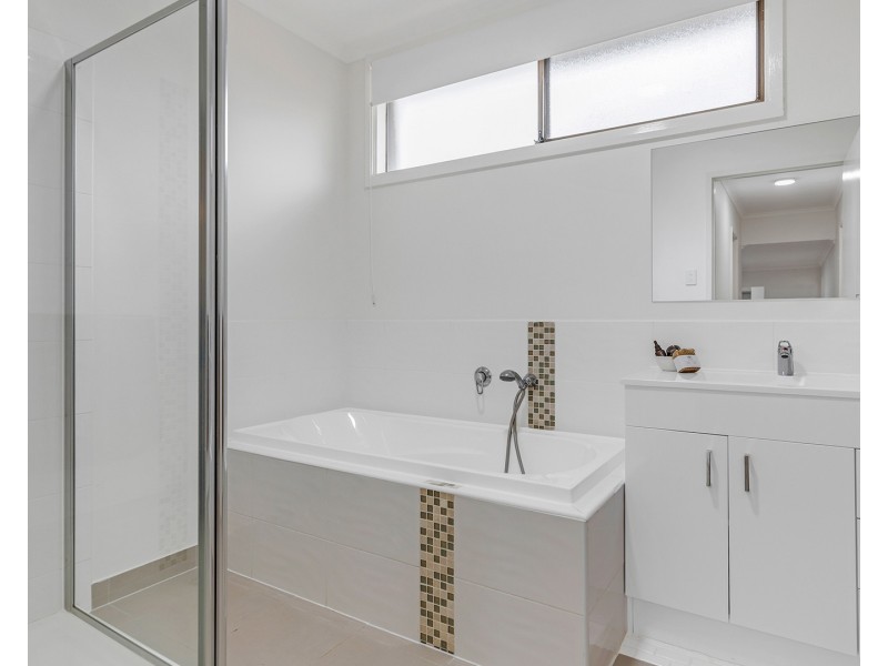 65  Campaspe Esplanade, Echuca VIC 3564