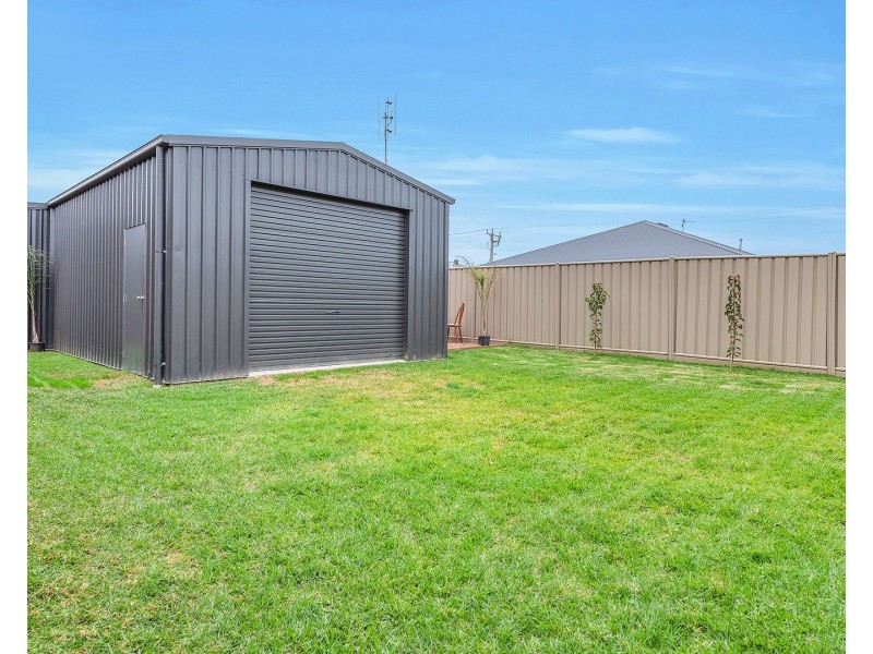 9 Maker Parade, Echuca VIC 3564