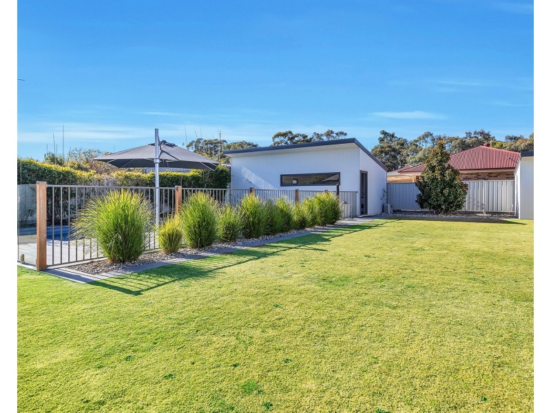 17  Glencoe Boulevard, Moama NSW 2731
