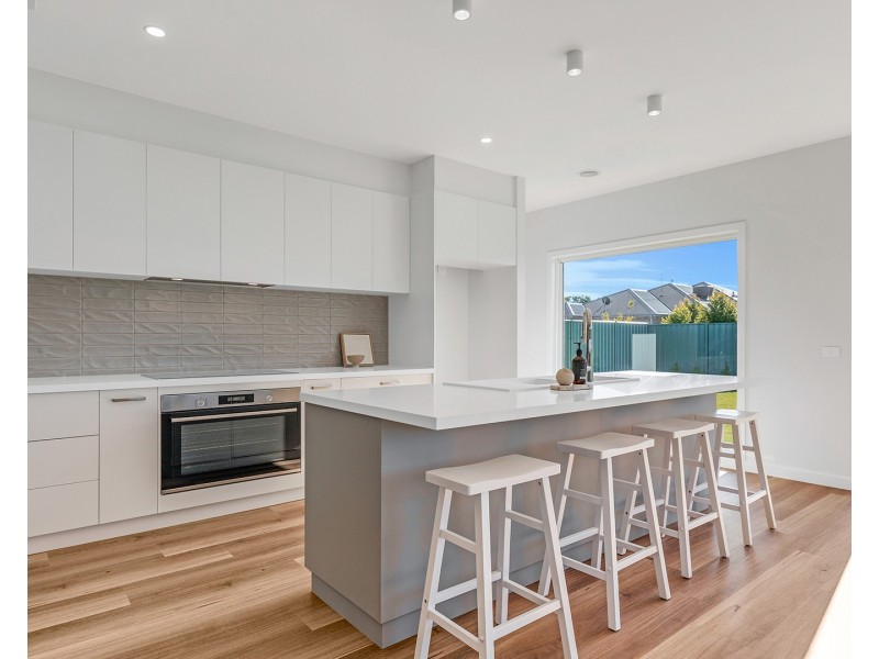 7 Emmylou Place, Moama NSW 2731