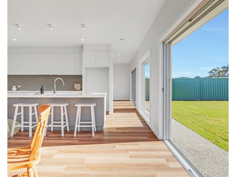 7 Emmylou Place, Moama NSW 2731