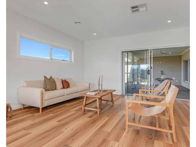 7 Emmylou Place, Moama NSW 2731