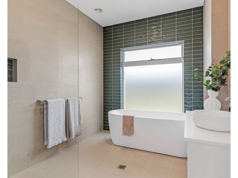 7 Emmylou Place, Moama NSW 2731