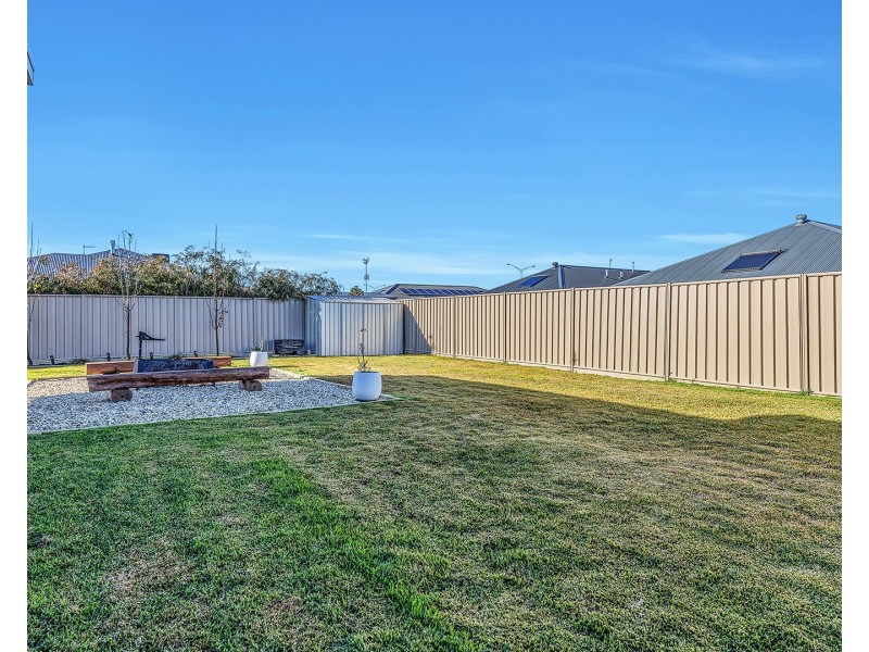 15 Lincoln Crescent, Echuca VIC 3564