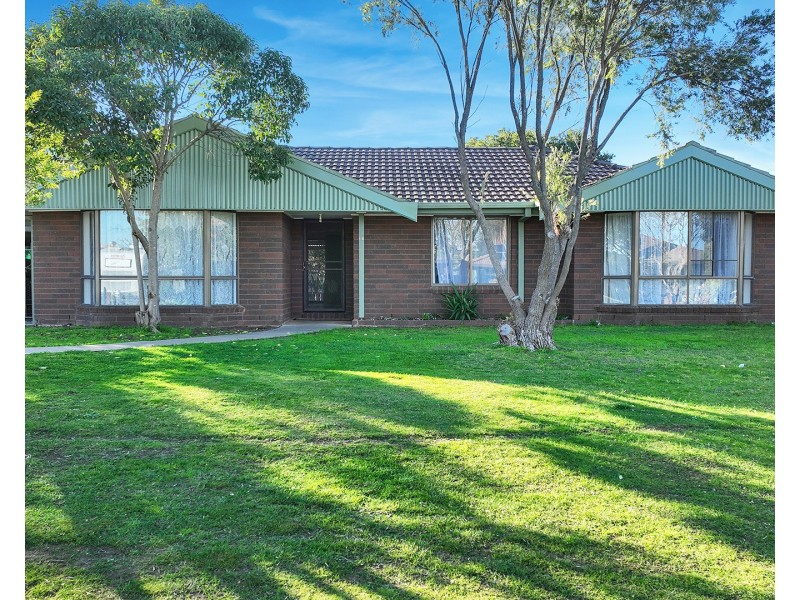 12 Pollard Place, Moama NSW 2731