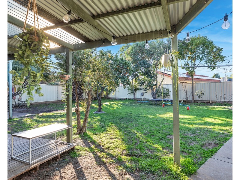 12 Pollard Place, Moama NSW 2731