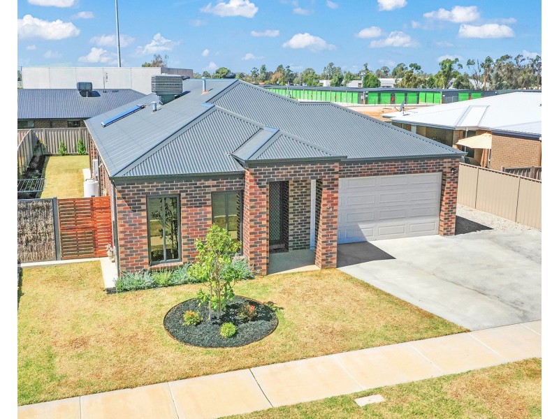 44 Maker Parade, Echuca VIC 3564