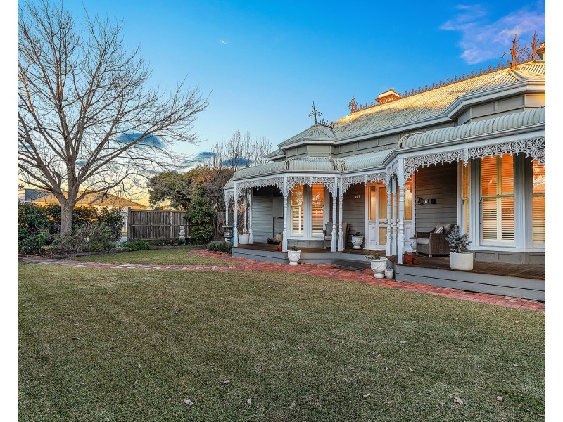 163 Pakenham Street, Echuca VIC 3564