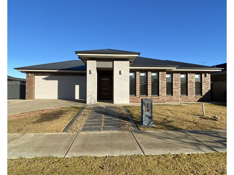 13 Wilkinson Drive, Echuca VIC 3564